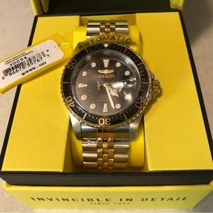 Gorgeous INVICTA watch, 2 available!